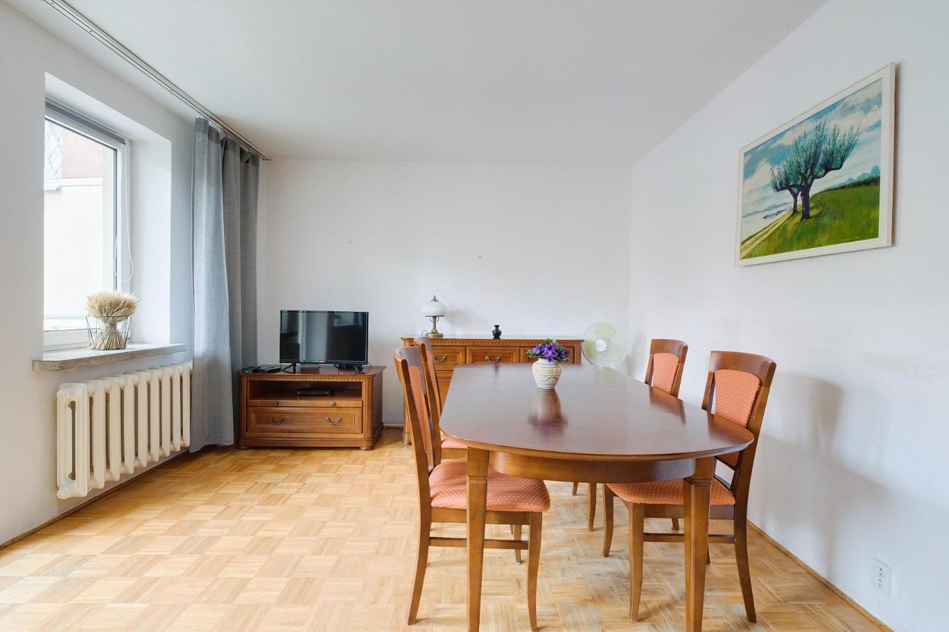 Spacious Apartment In Green Location Varsovie Extérieur photo