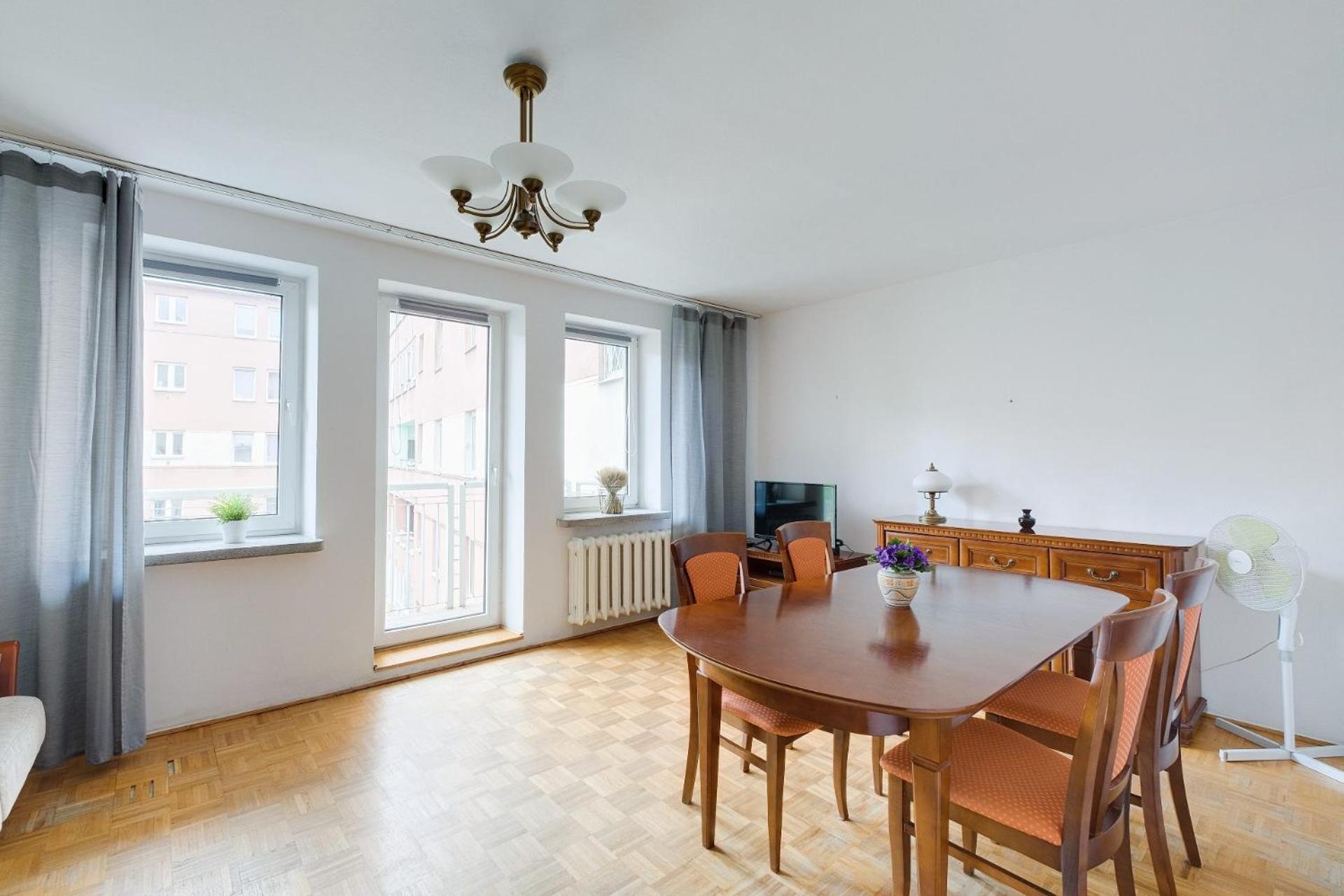 Spacious Apartment In Green Location Varsovie Extérieur photo